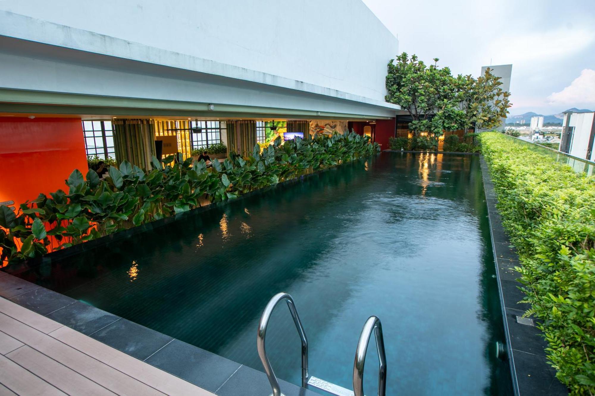 فندق The Upper House, Batu Kawan Simpang Ampat  المظهر الخارجي الصورة